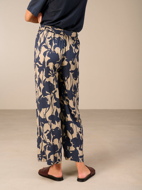 Printed pants