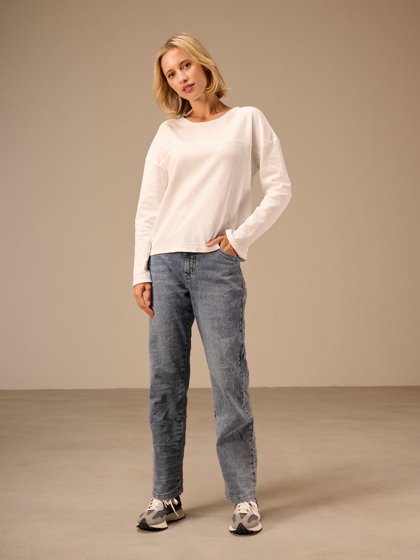 Long-sleeved shirt