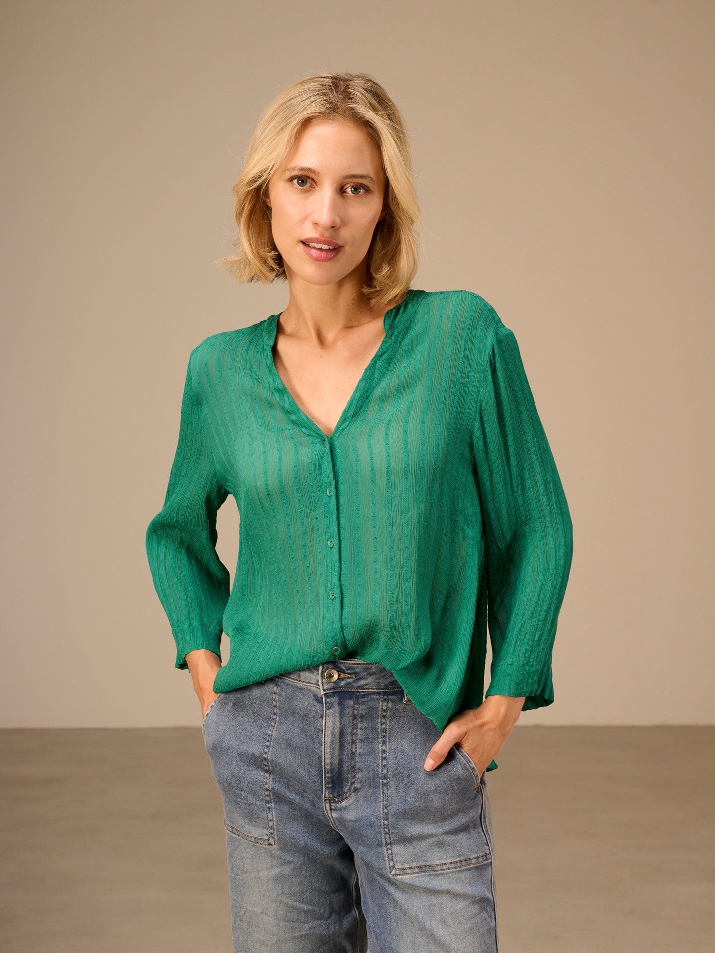 Bluse mit V-Ausschnitt