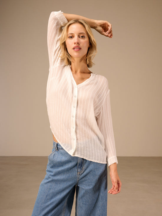 Blusa con scollo a V