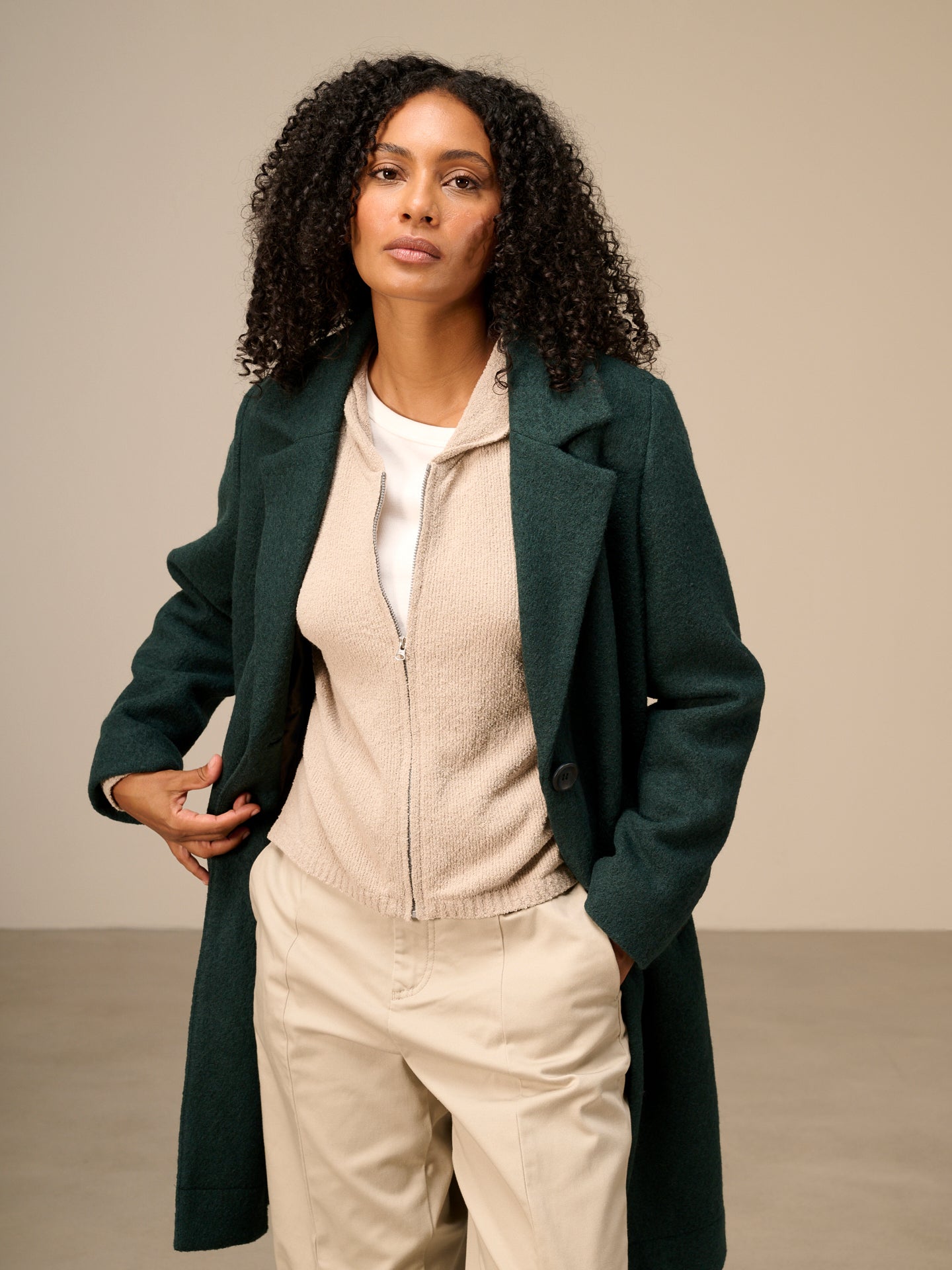 Strickjacke mit Kapuze