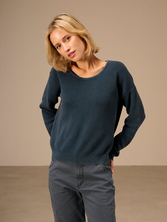 Round-neck sweater