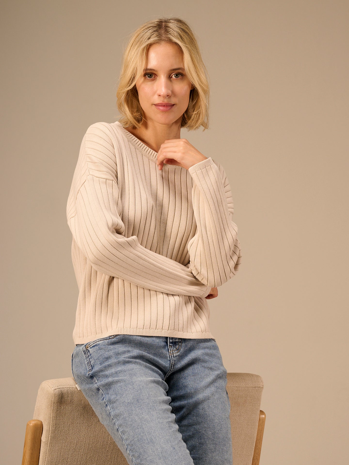 Round-neck sweater