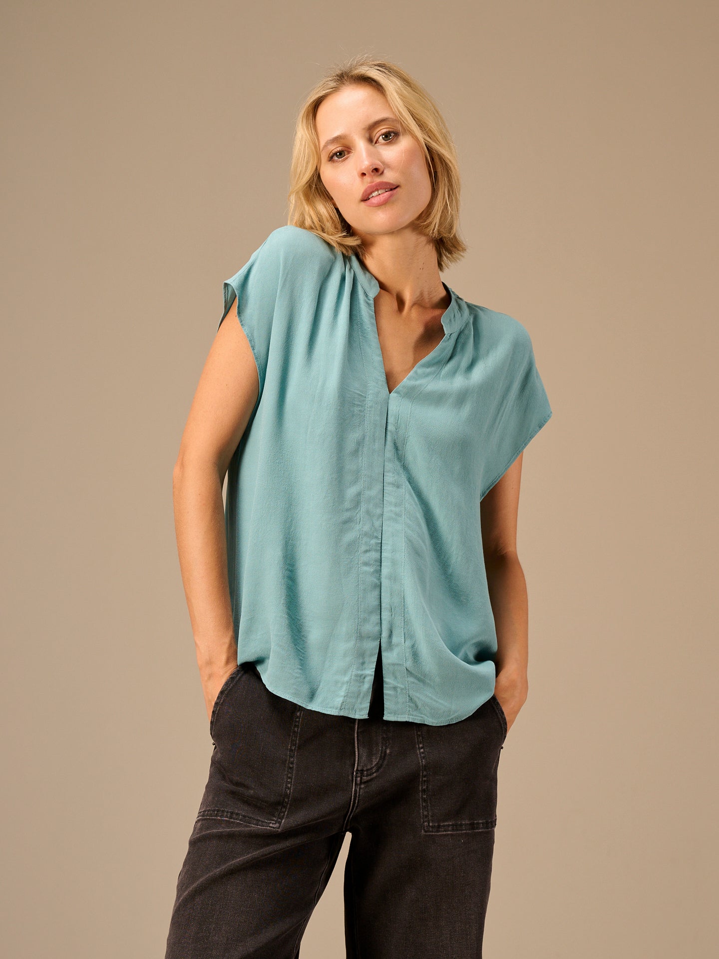 Blusa tinta unita