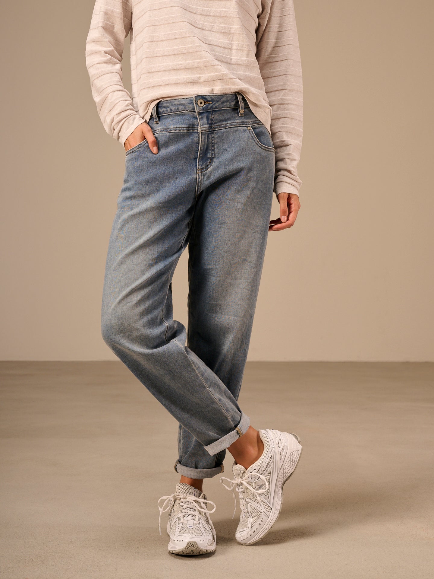 Jeans barrel fit