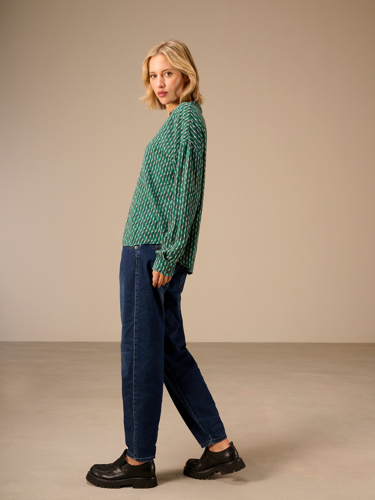Jeans barrel fit