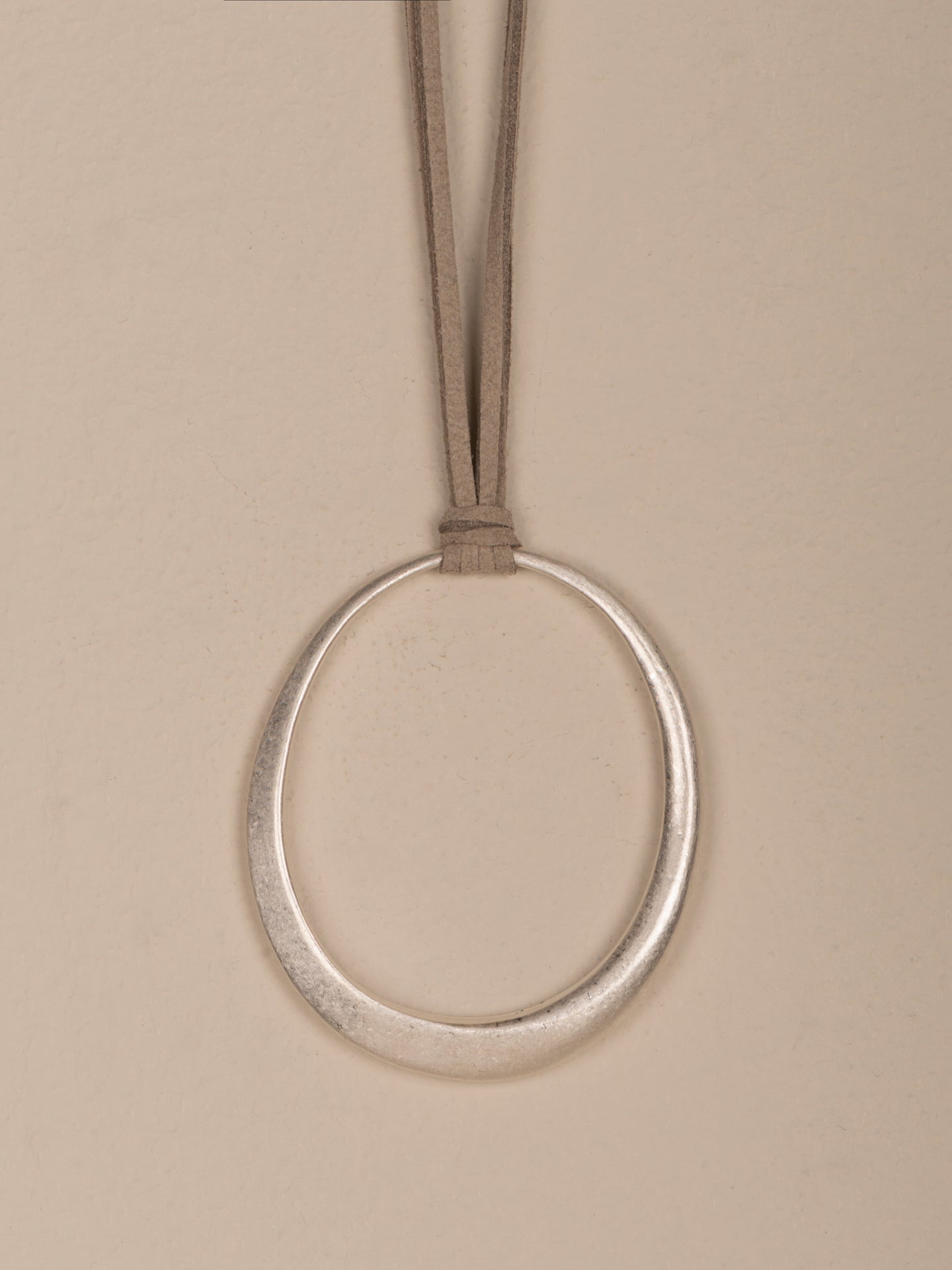 Collana con ciondolo
