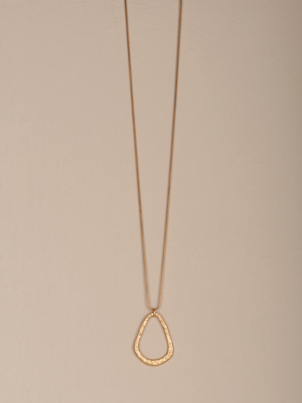 collier avec pendentif