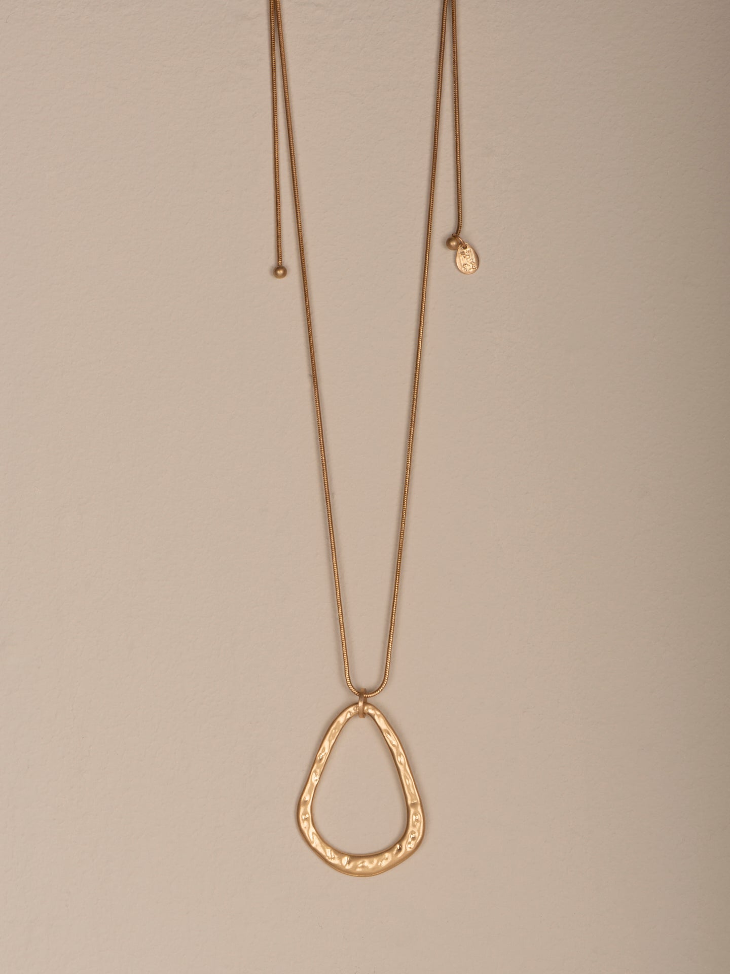Collana con ciondolo