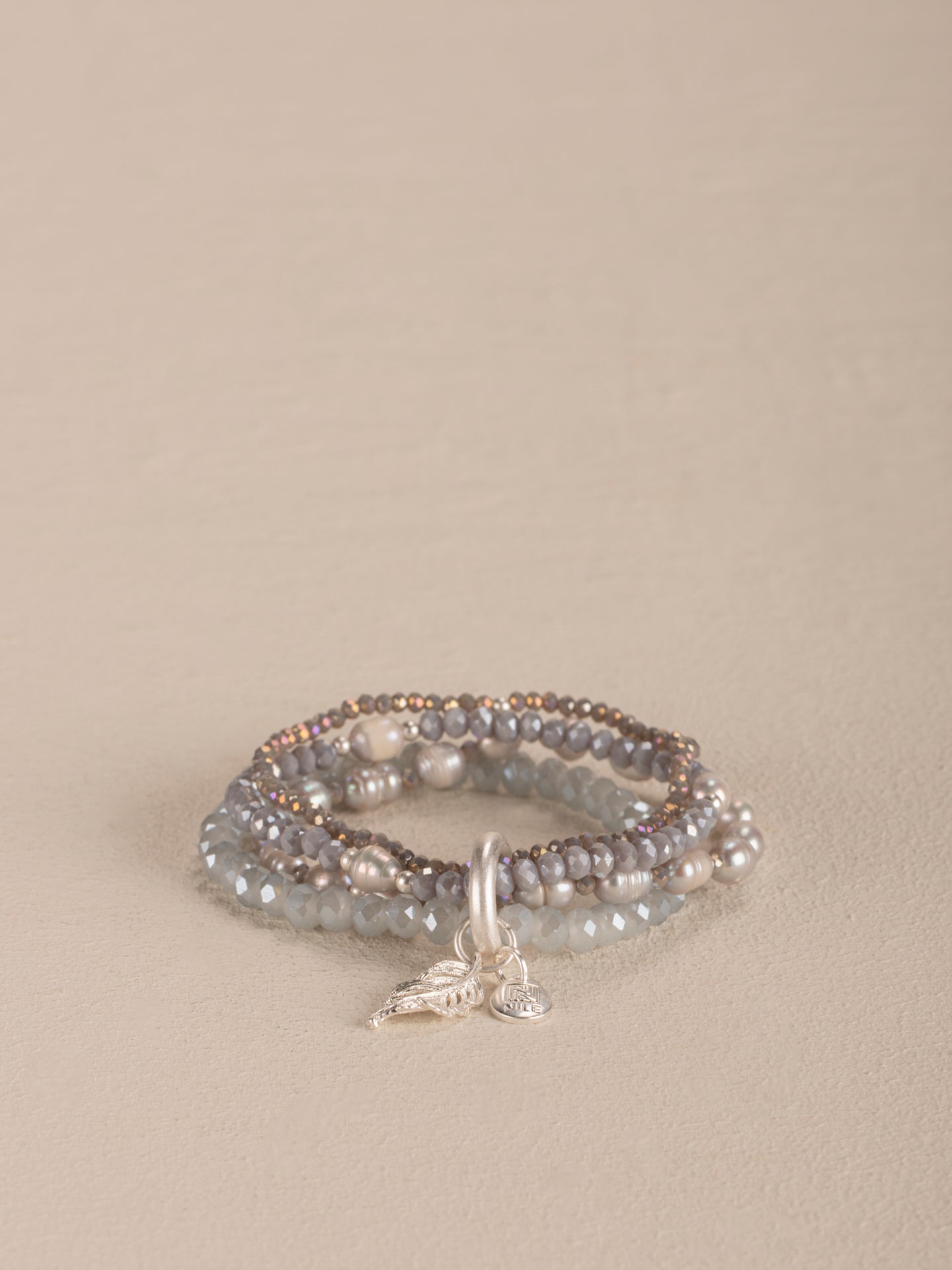 Bracelet with pendant