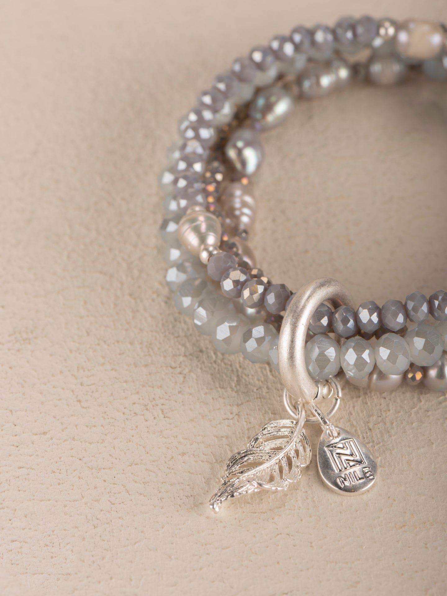 Bracelet with pendant