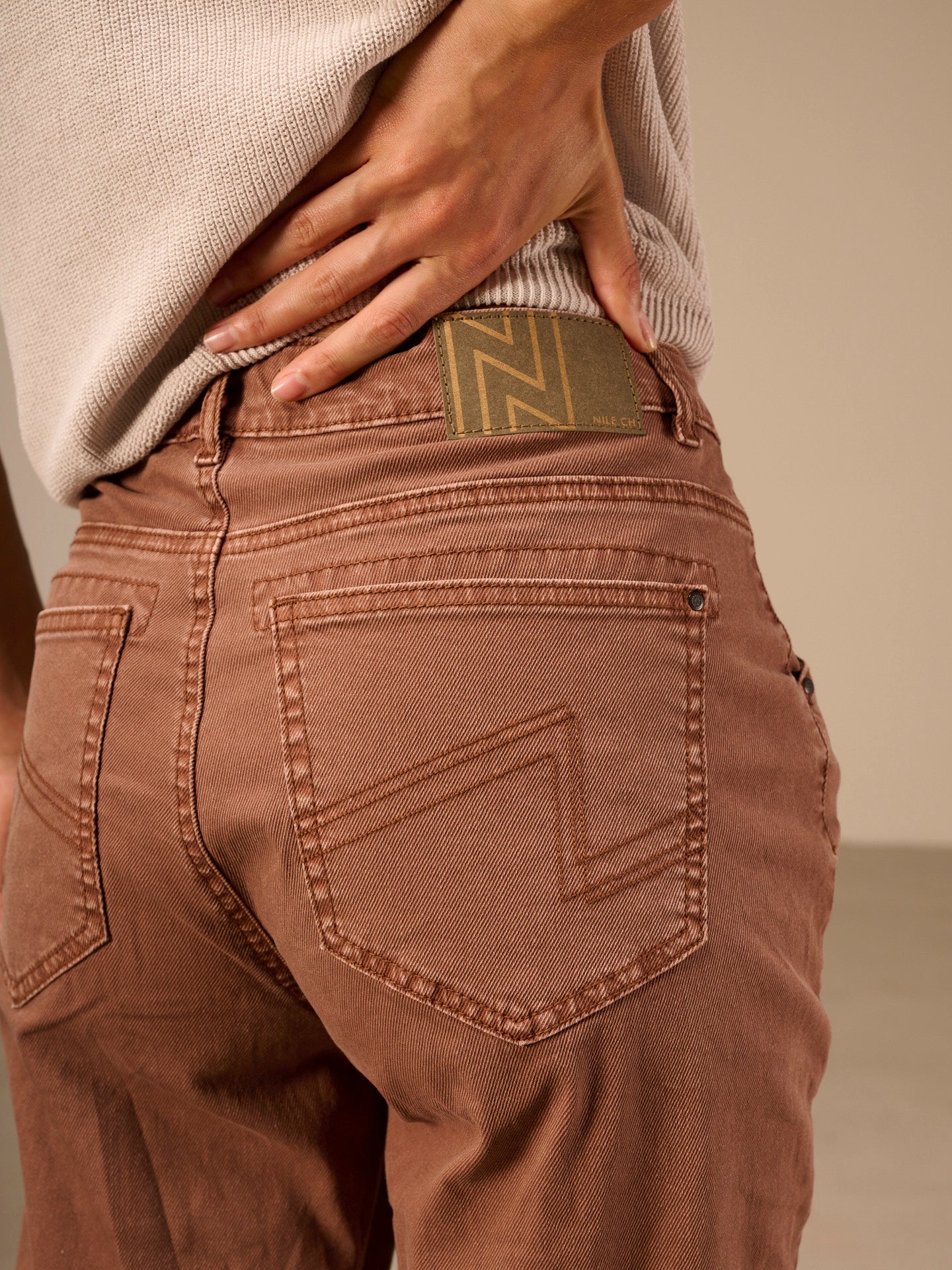 Straight-leg trousers