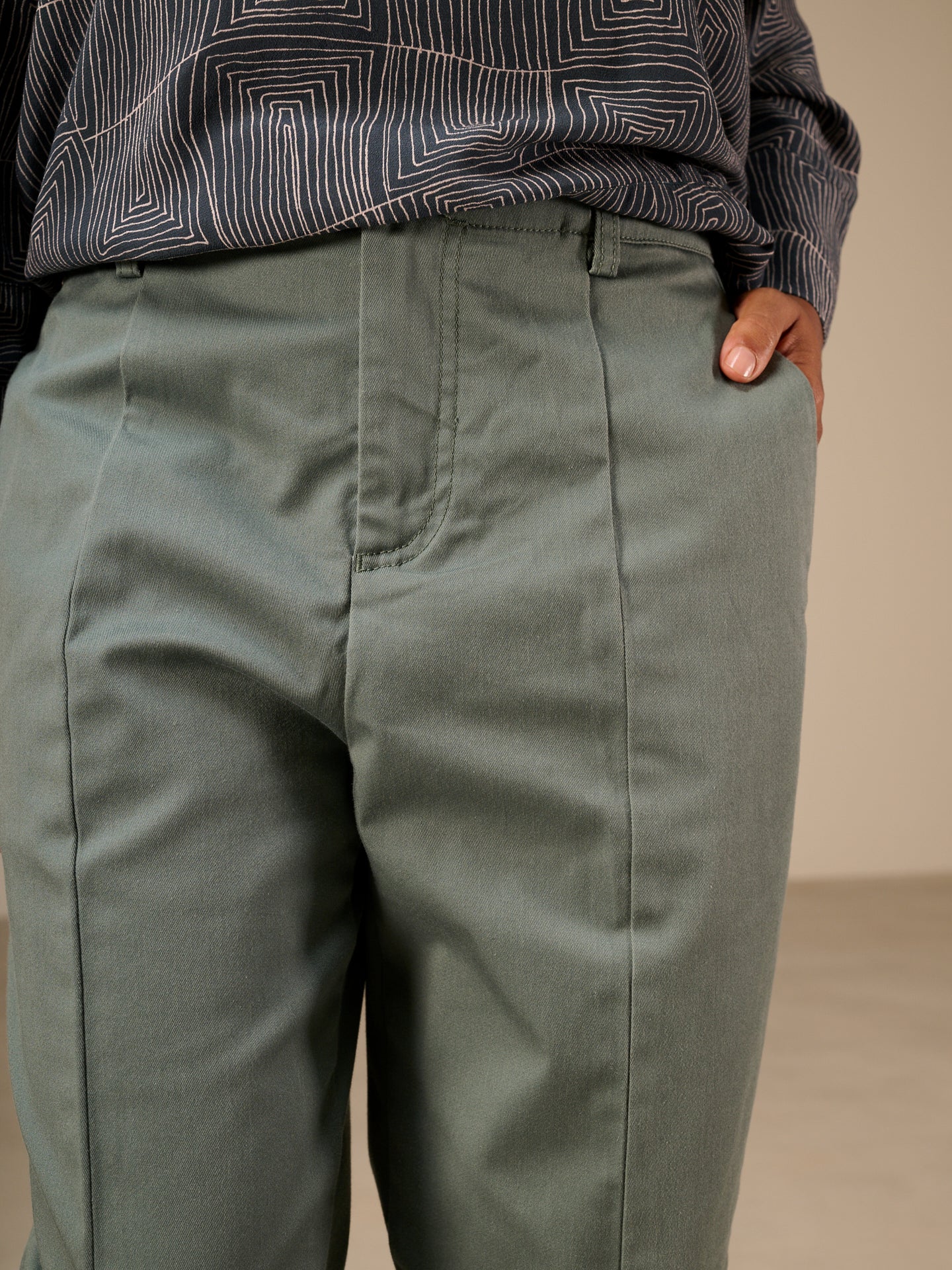 Hose mit Bundfalten