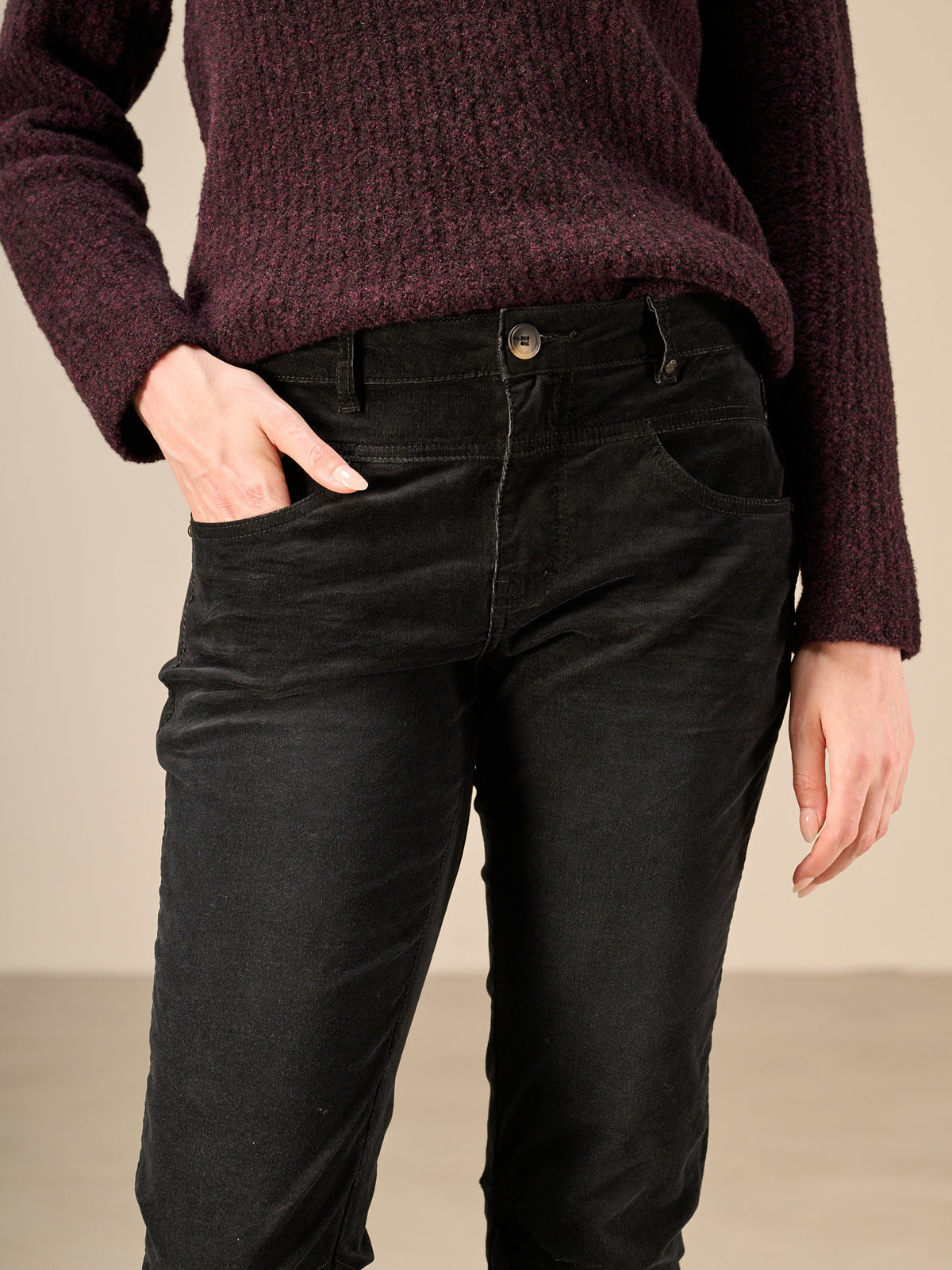 Tapered pants