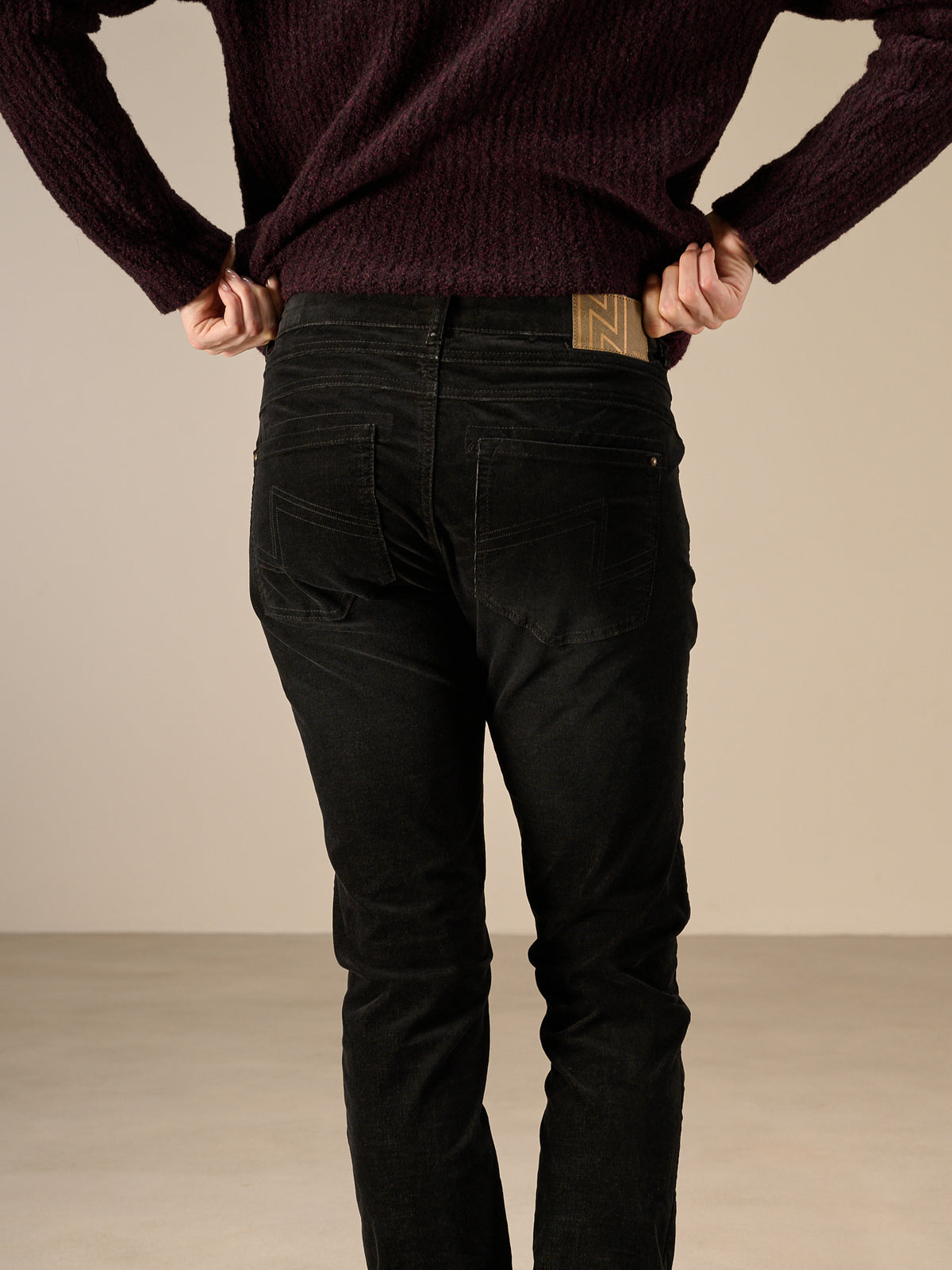 Tapered pants