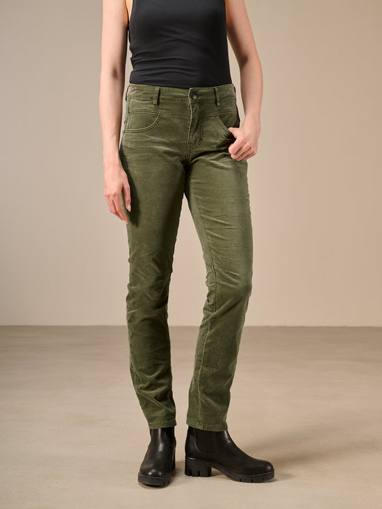 Tapered pants