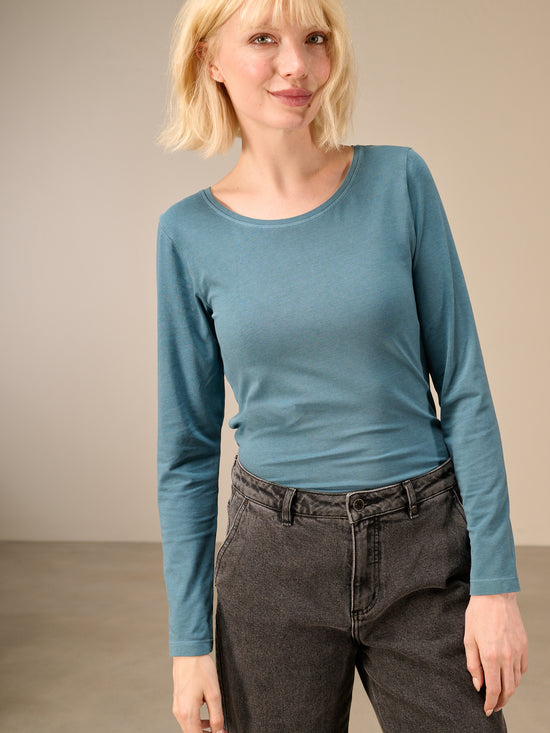 Round-neck shirt