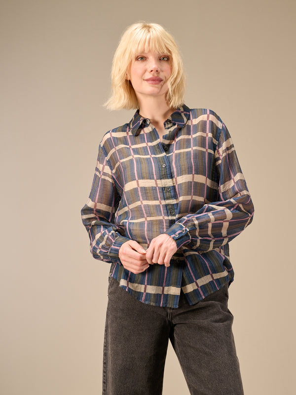 Blouse with check pattern