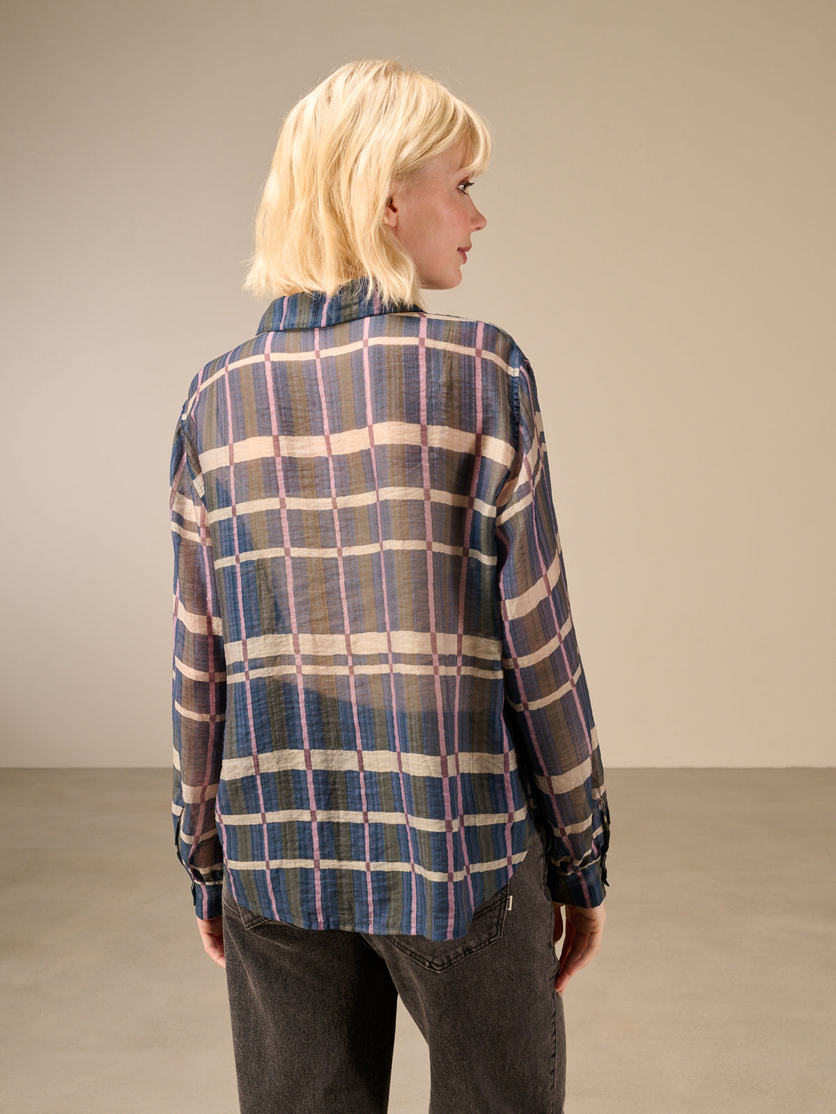Blouse with check pattern