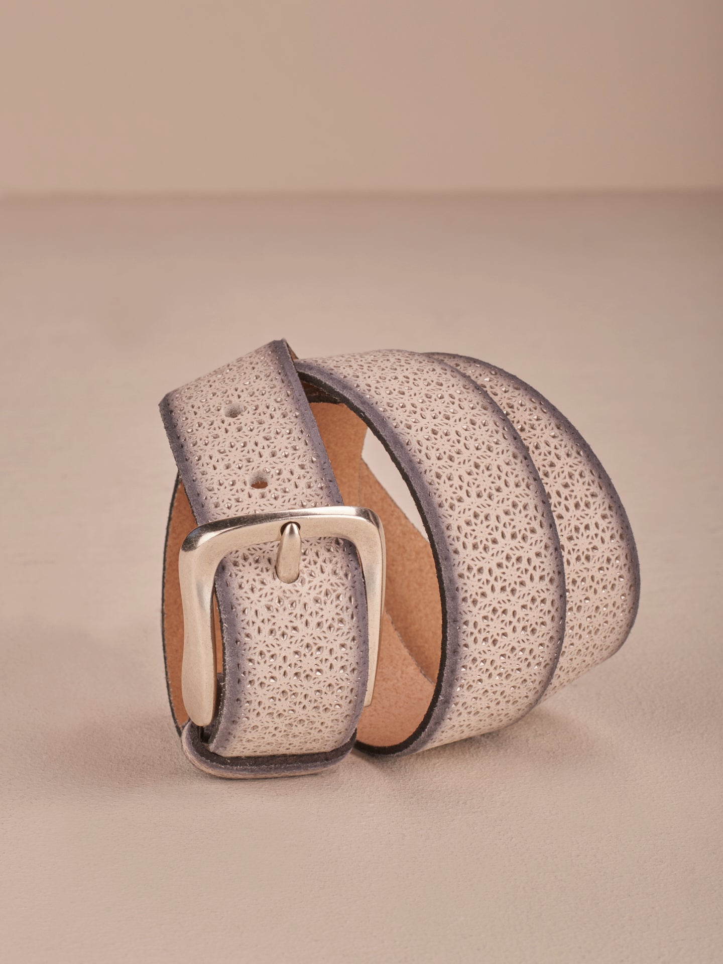 Leather belt