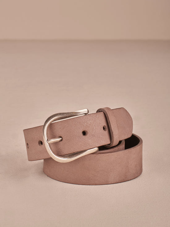 Leather belt