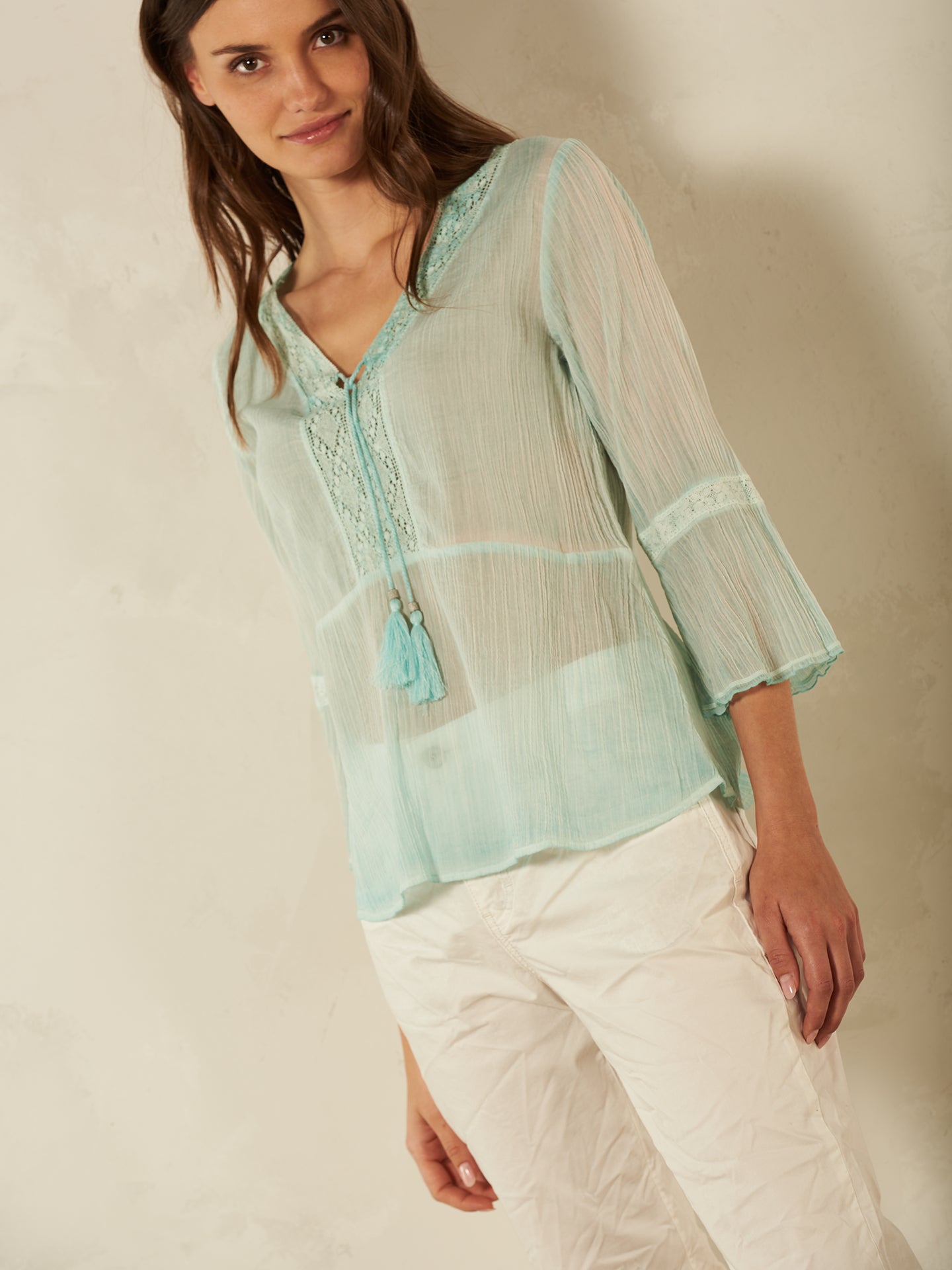 blouse à volants
