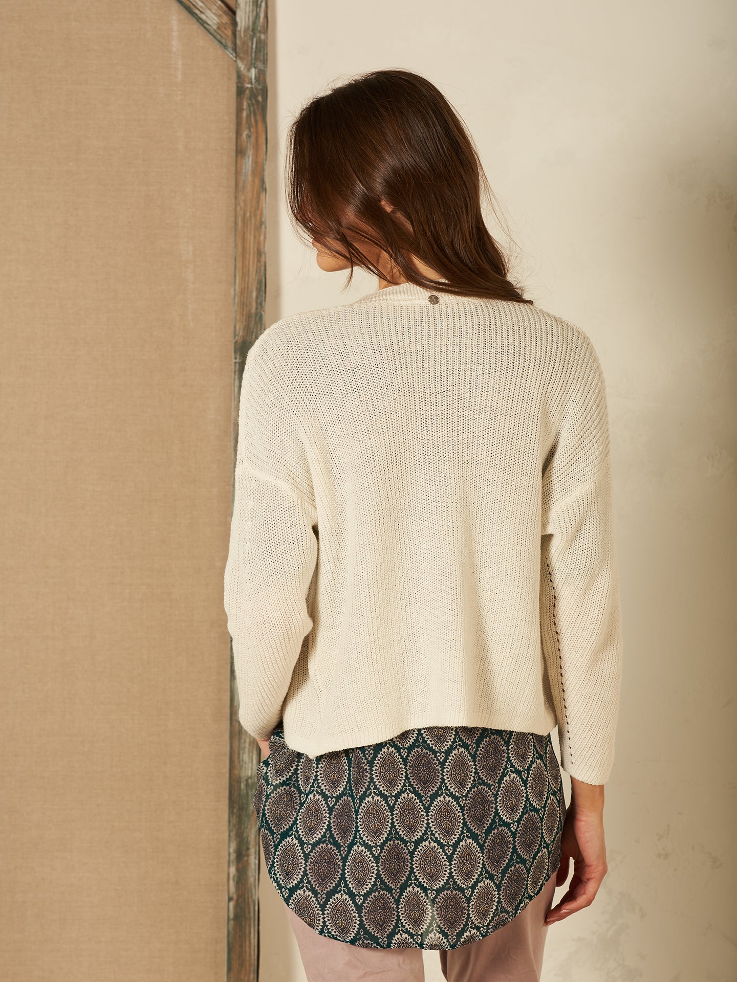 V-neck cardigan