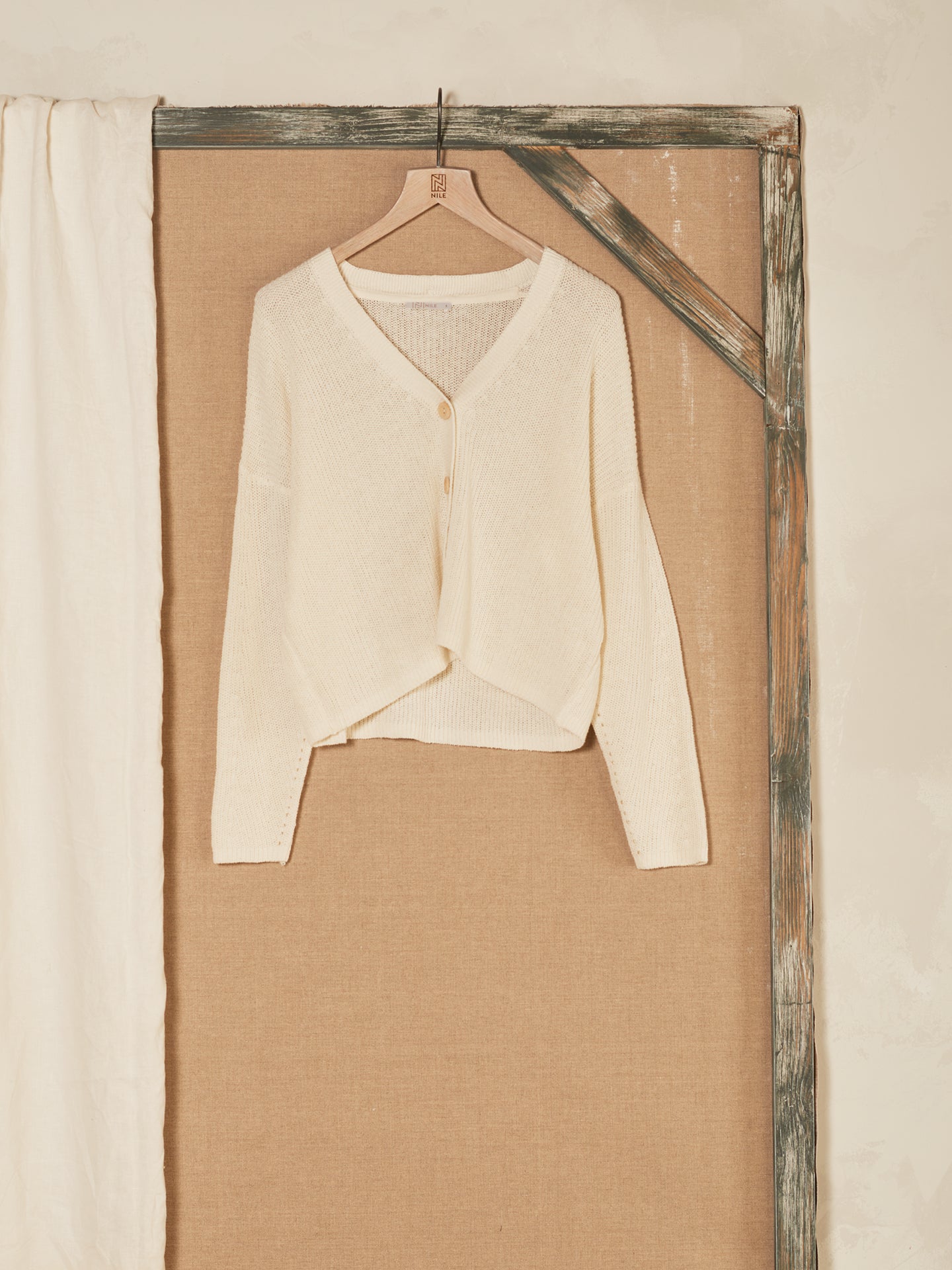 V-neck cardigan