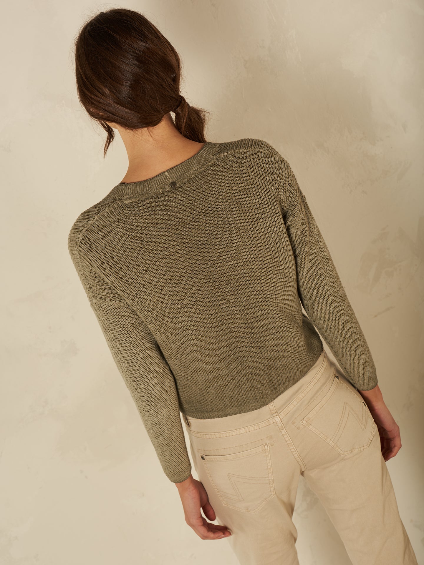 V-neck cardigan