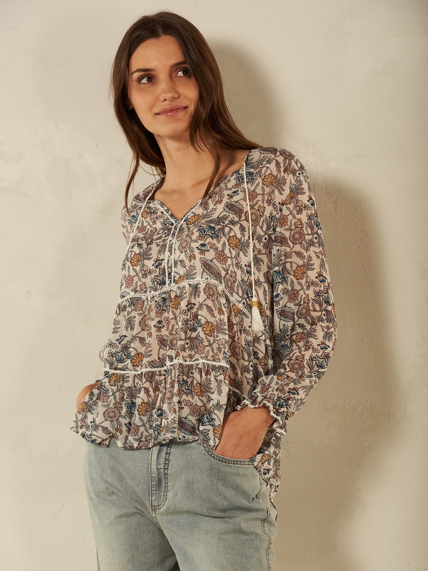 Blusa con volant