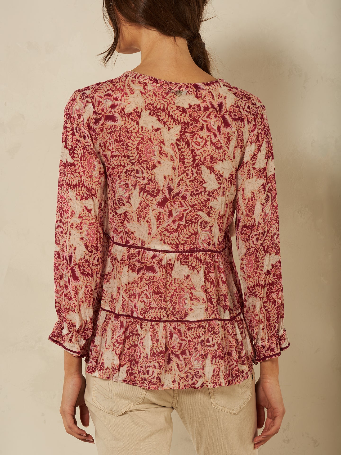 Blusa con volant