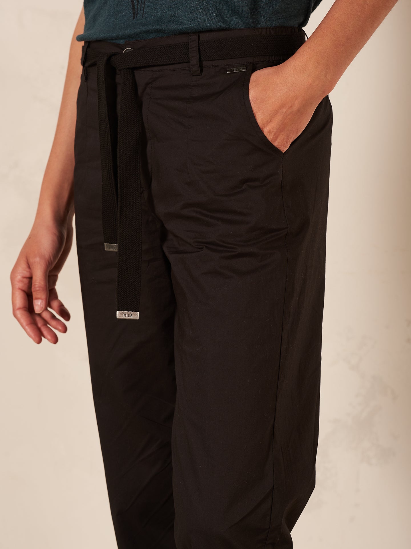 Pantaloni con cintura