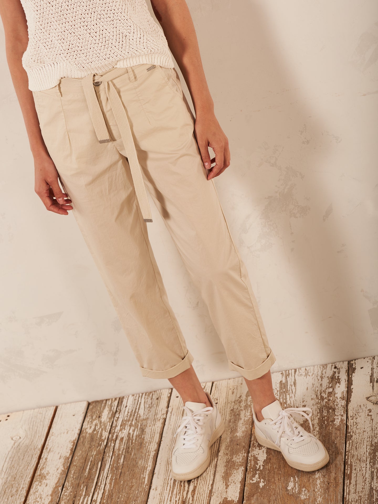 Pantaloni con cintura