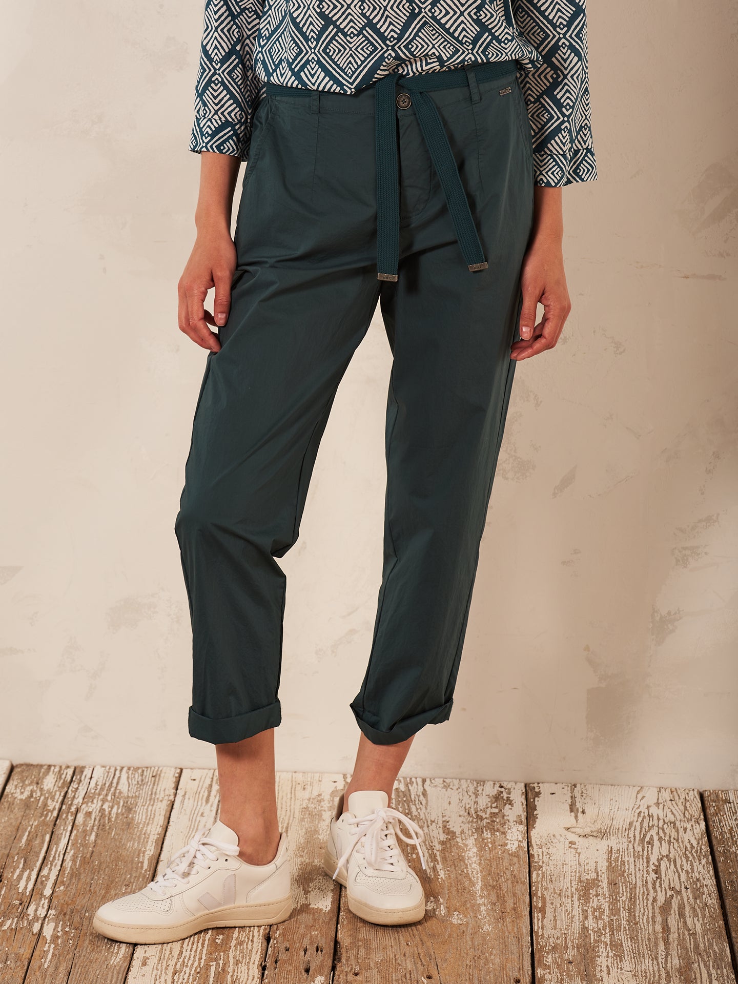 Pantaloni con cintura