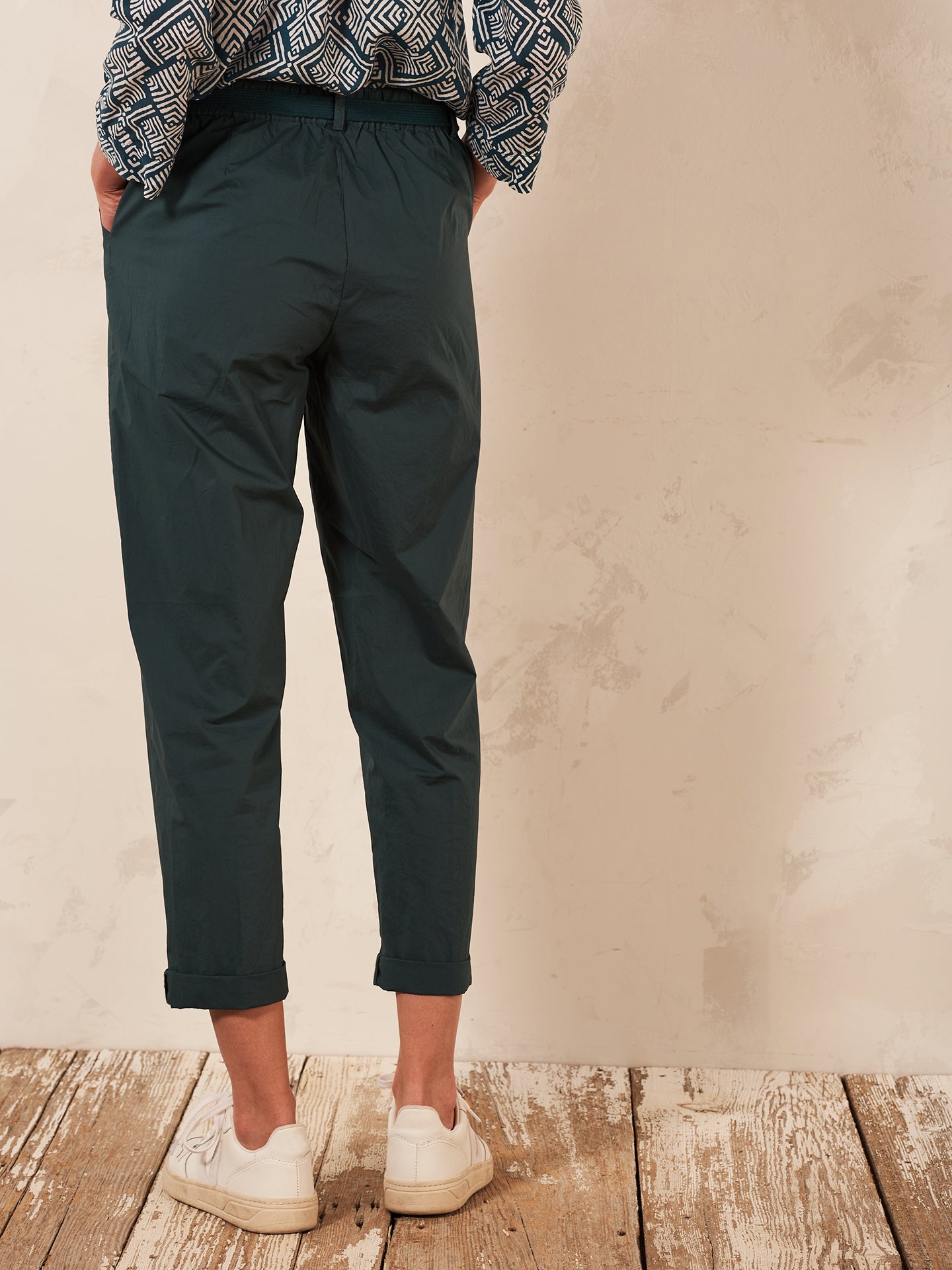Pantaloni con cintura