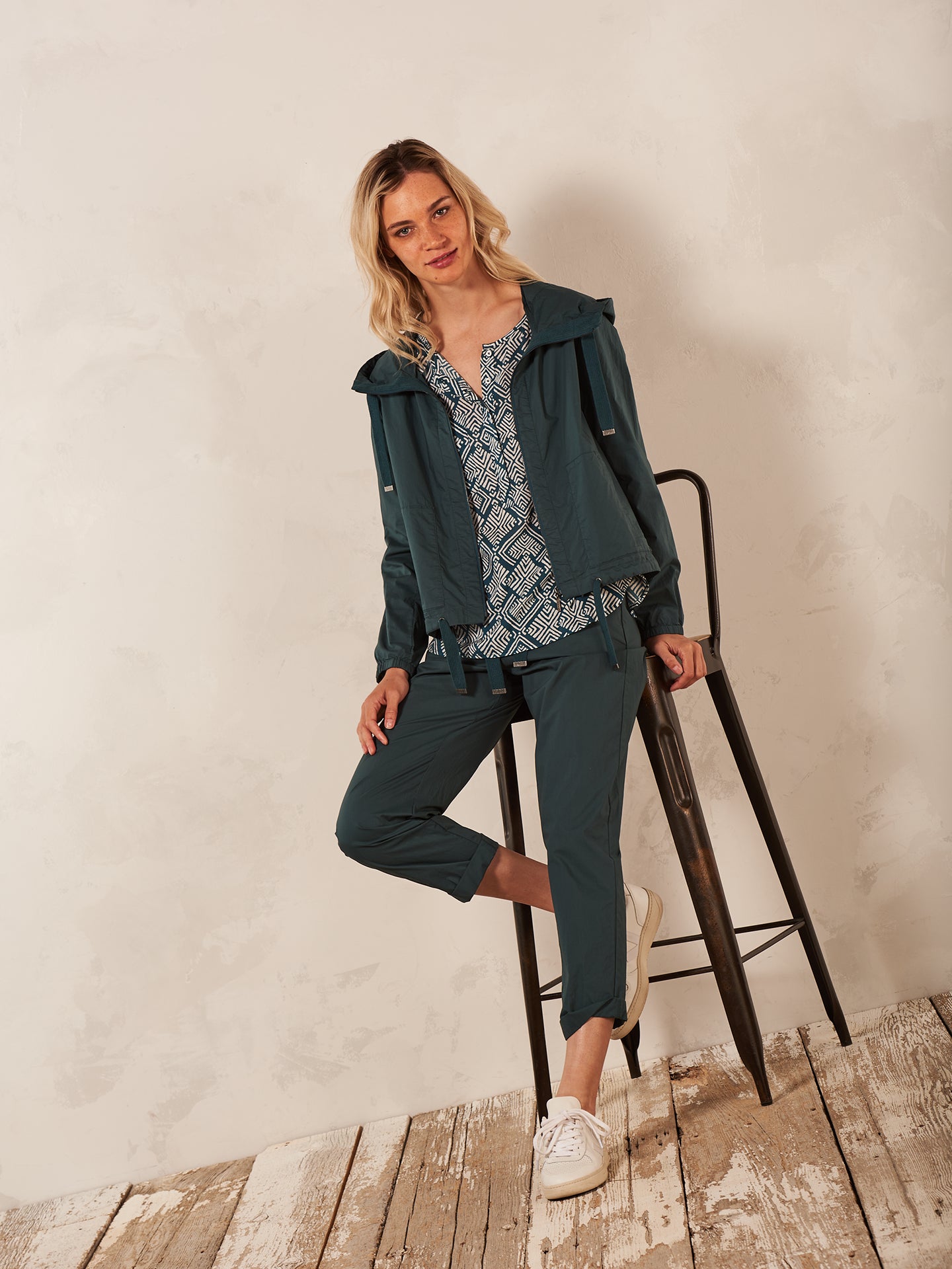 Pantaloni con cintura