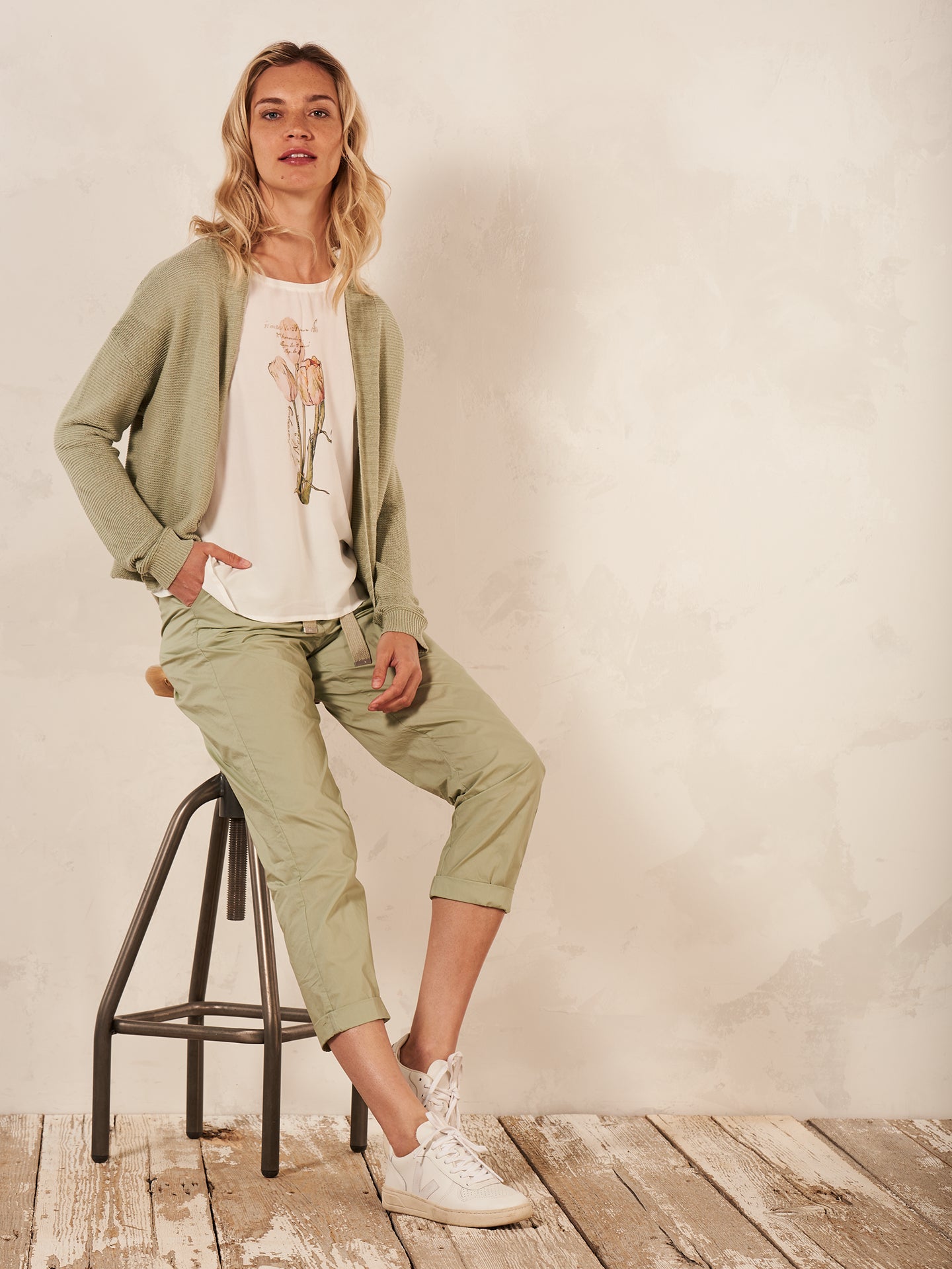 Pantaloni con cintura