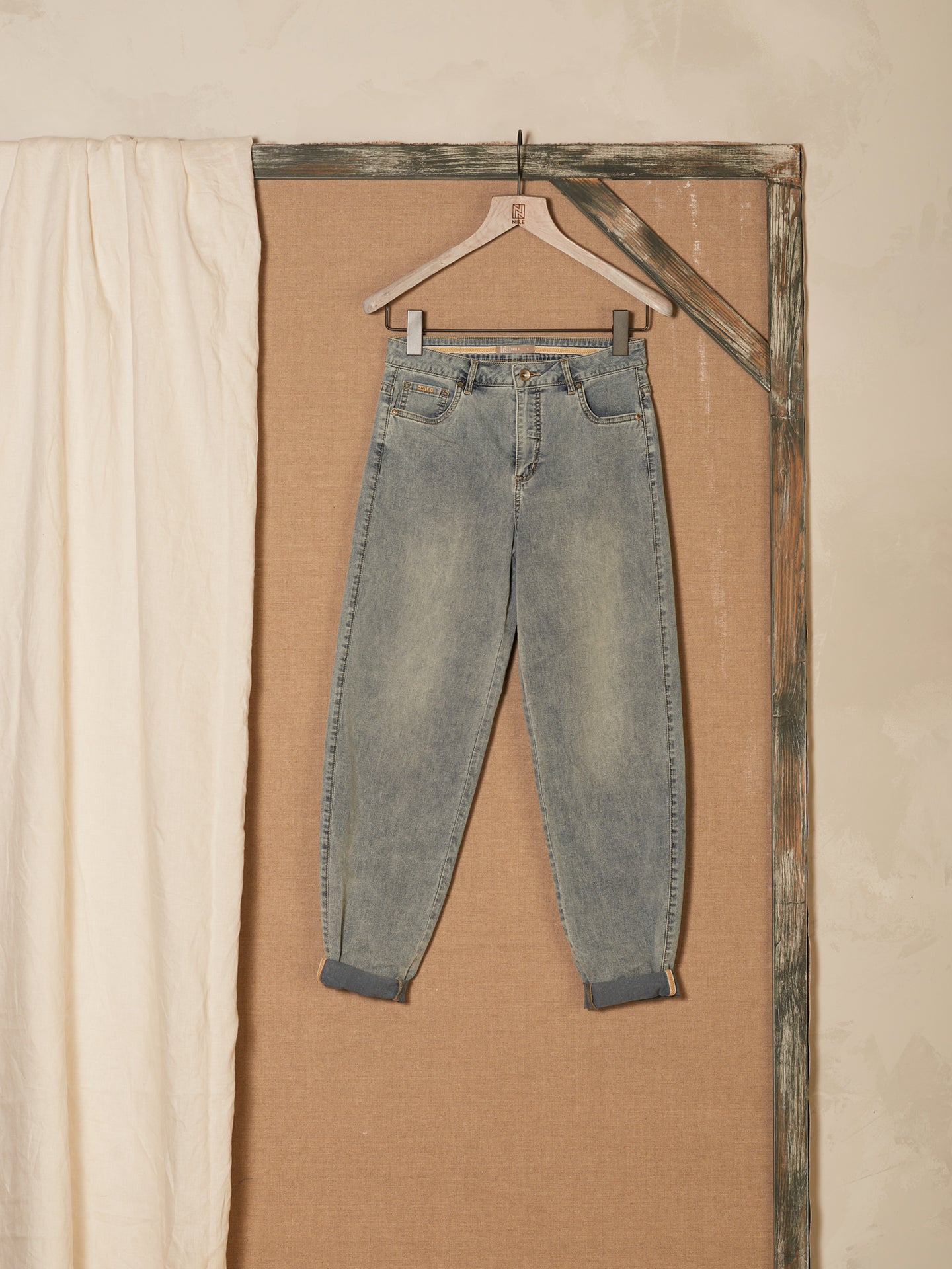 Jeans barrel fit