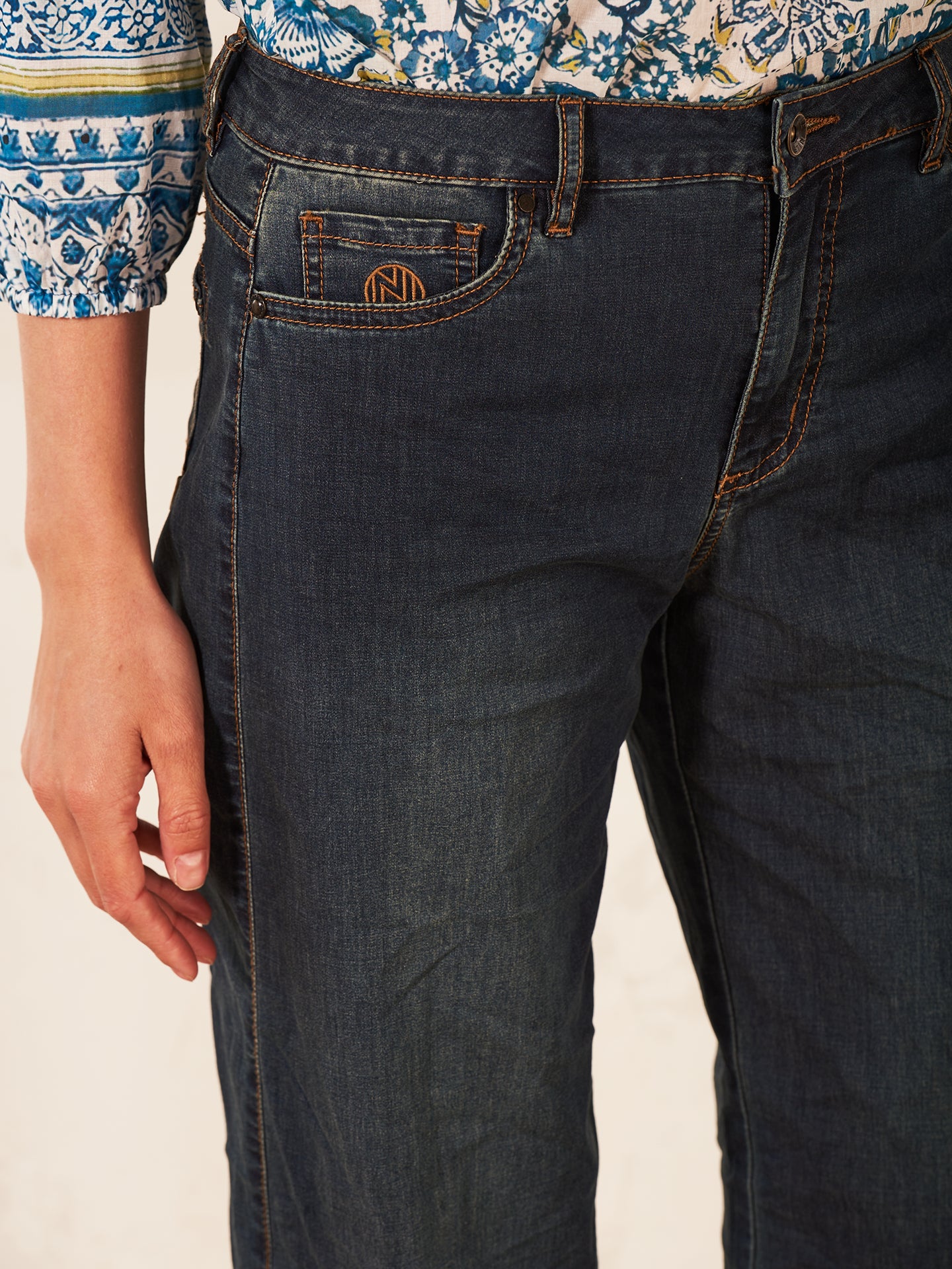 Jeans barrel fit