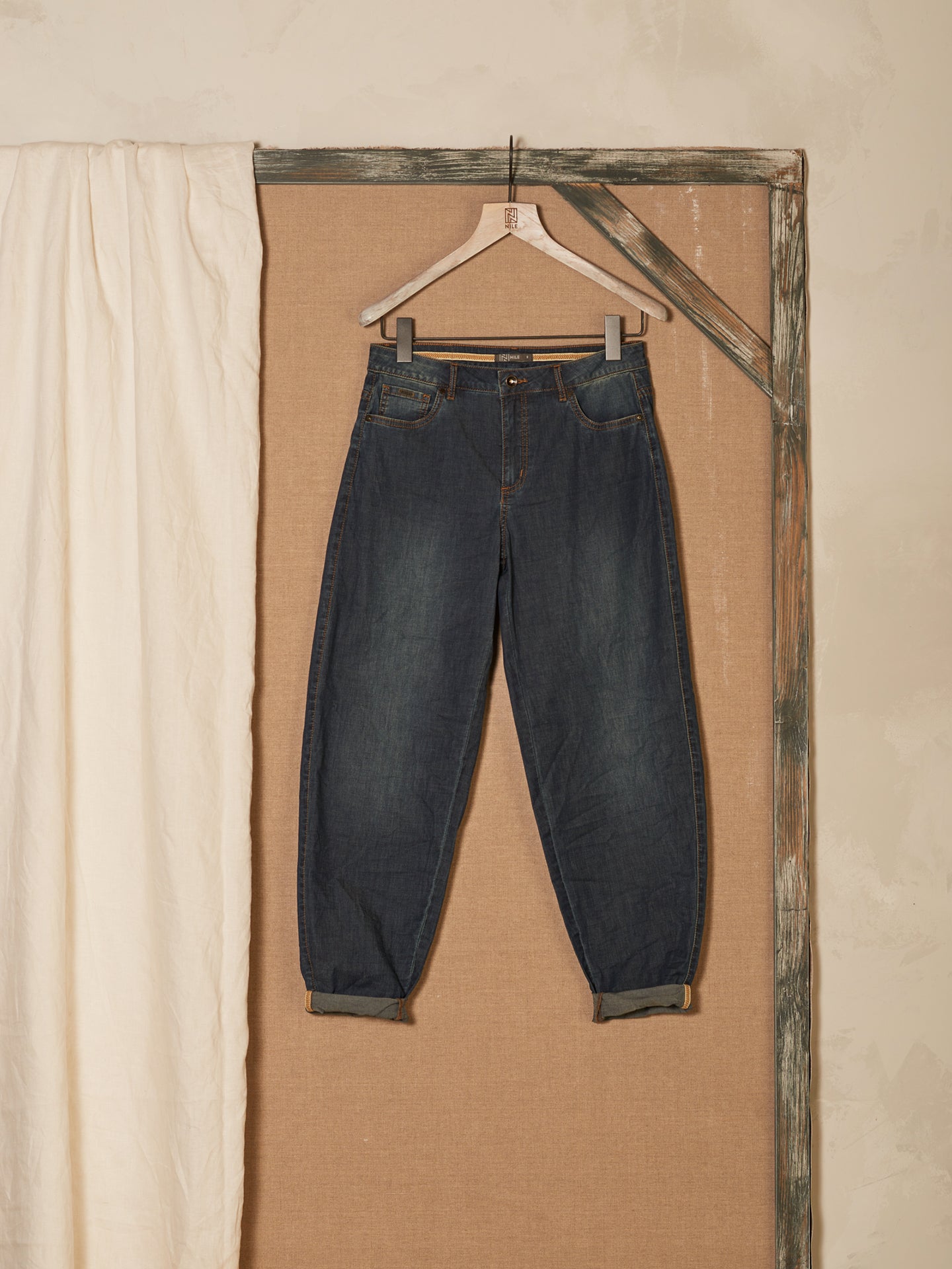 Jeans barrel fit