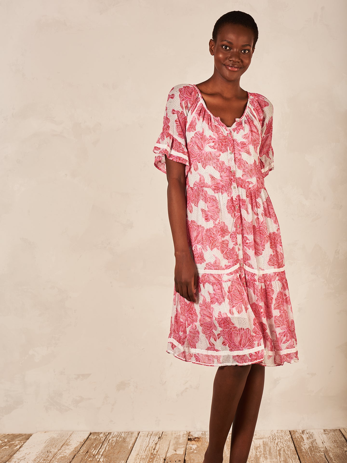 Kleid mit Volant