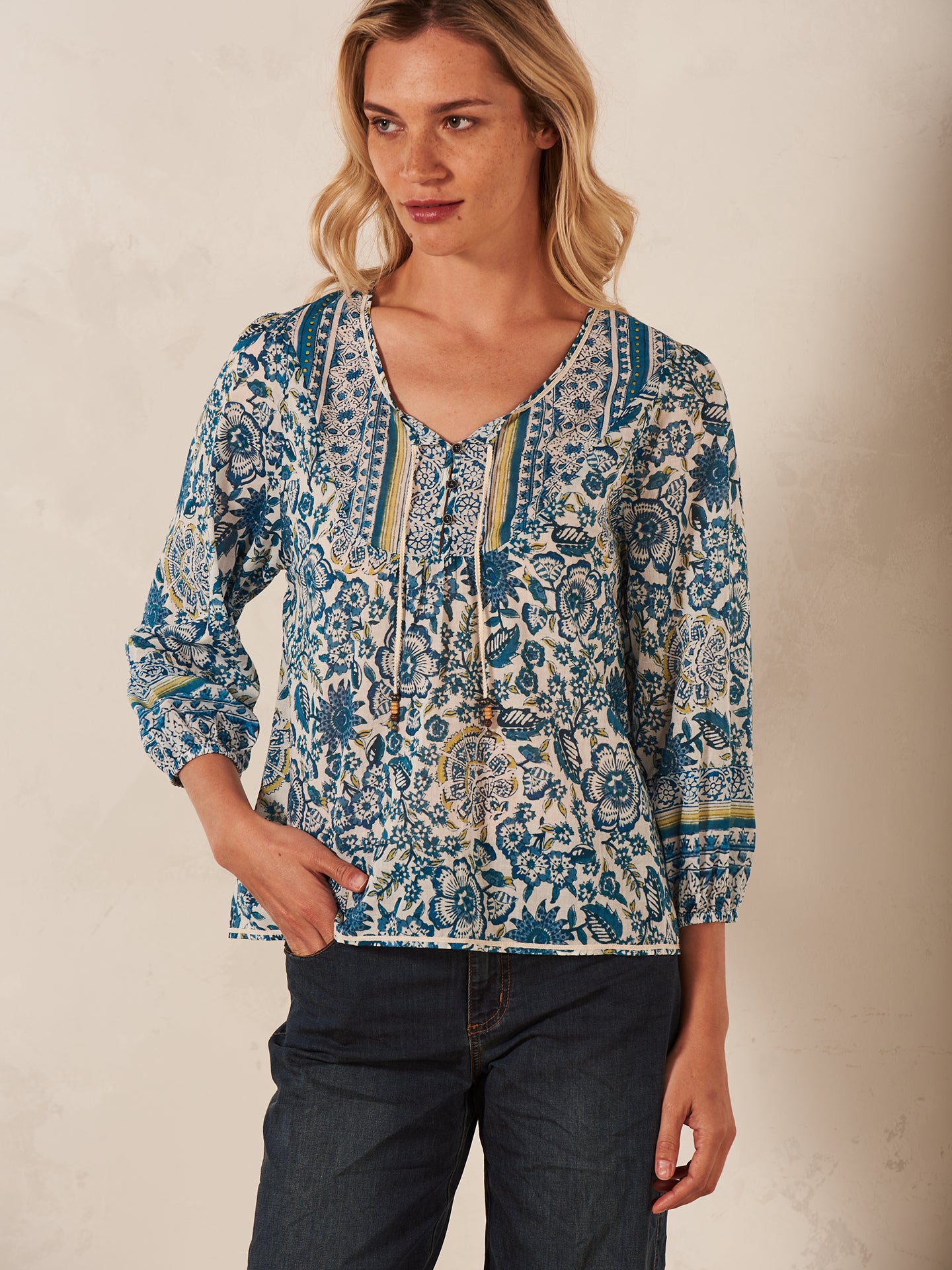 blouse à manches 3/4