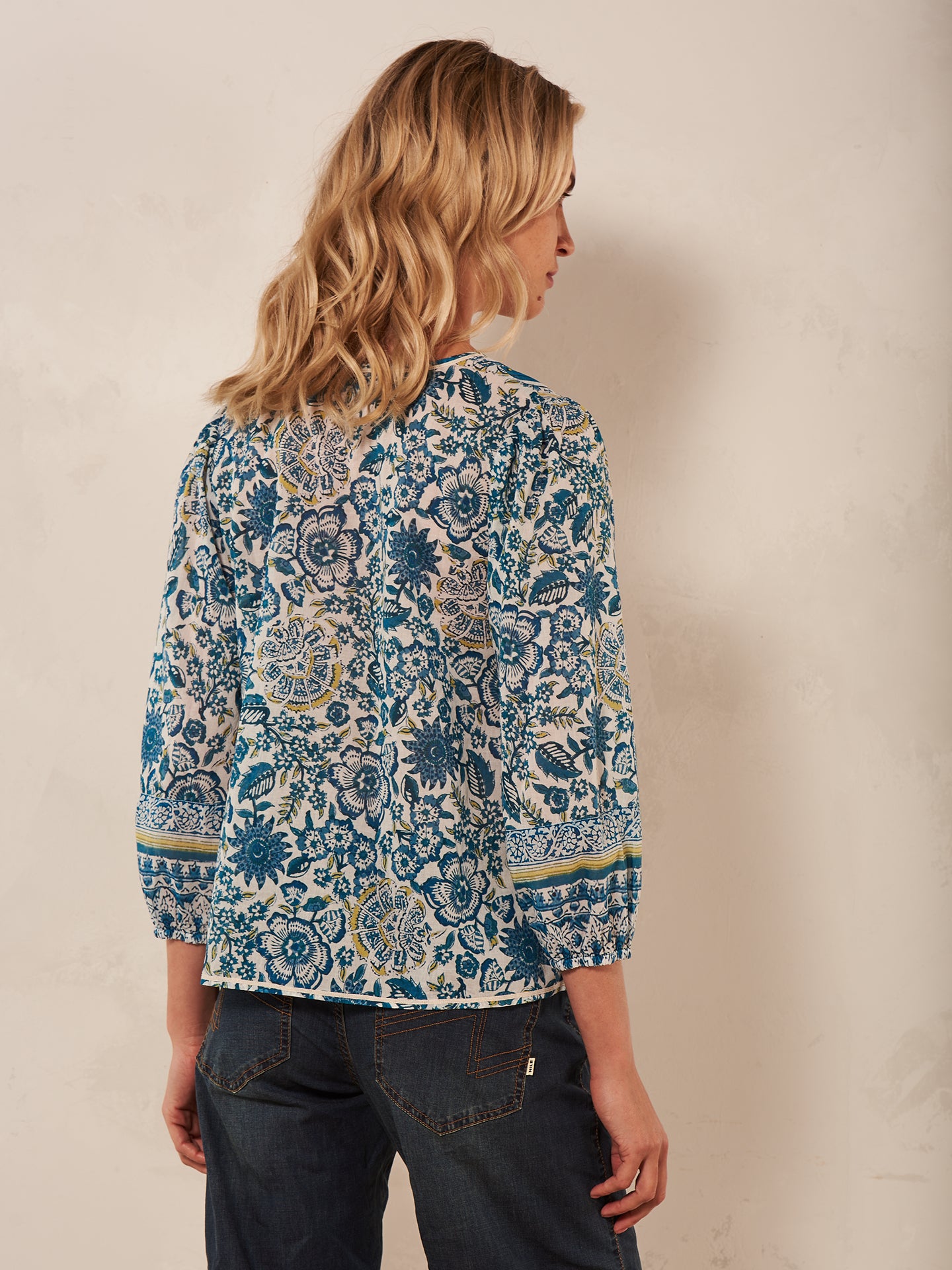 blouse à manches 3/4