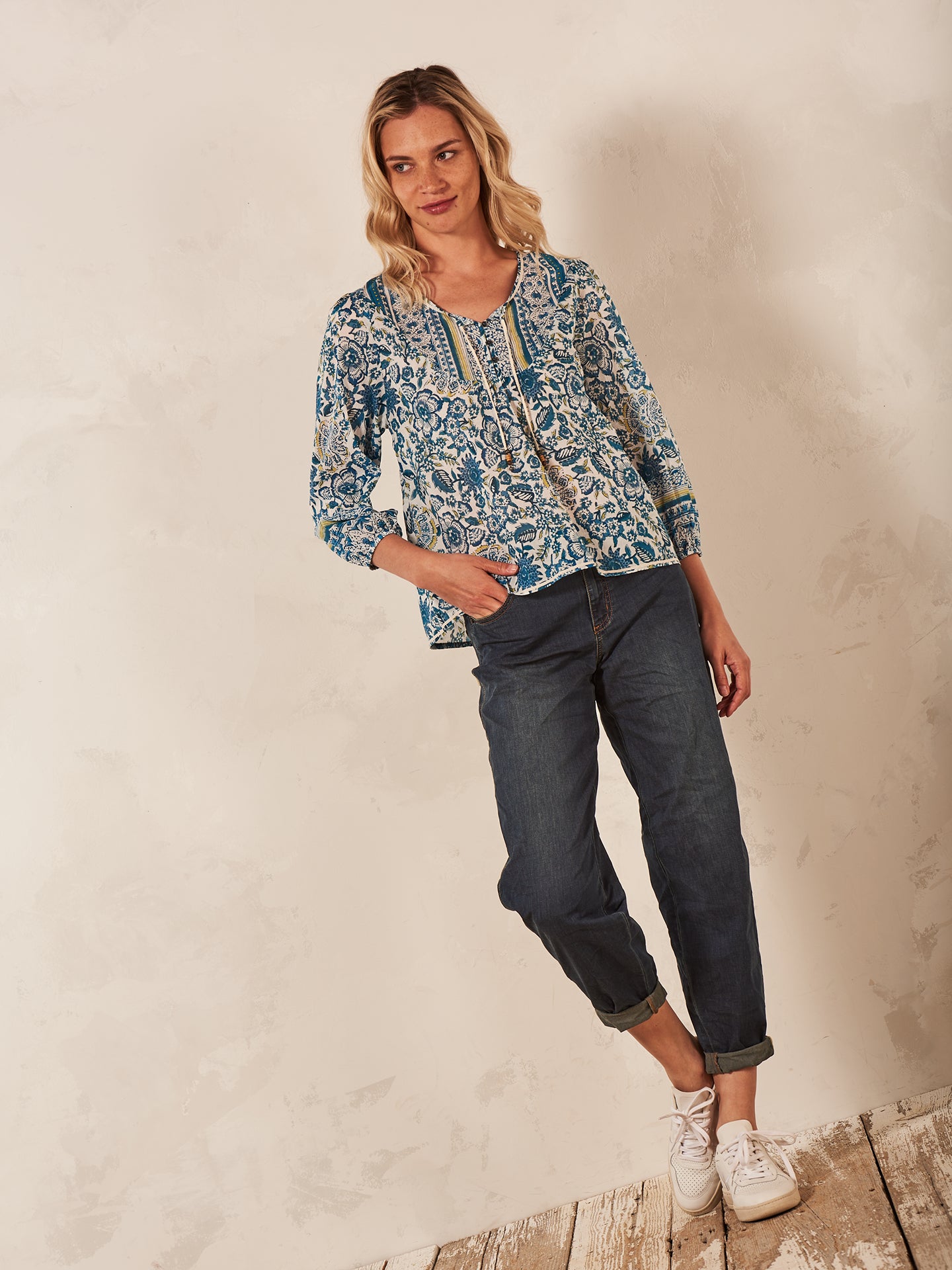 blouse à manches 3/4