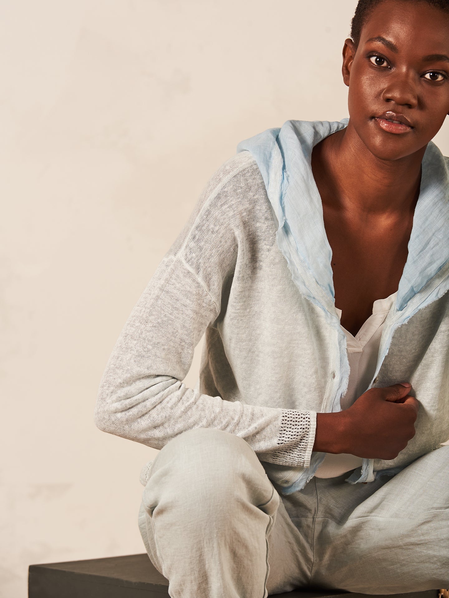Strickjacke mit Leinen