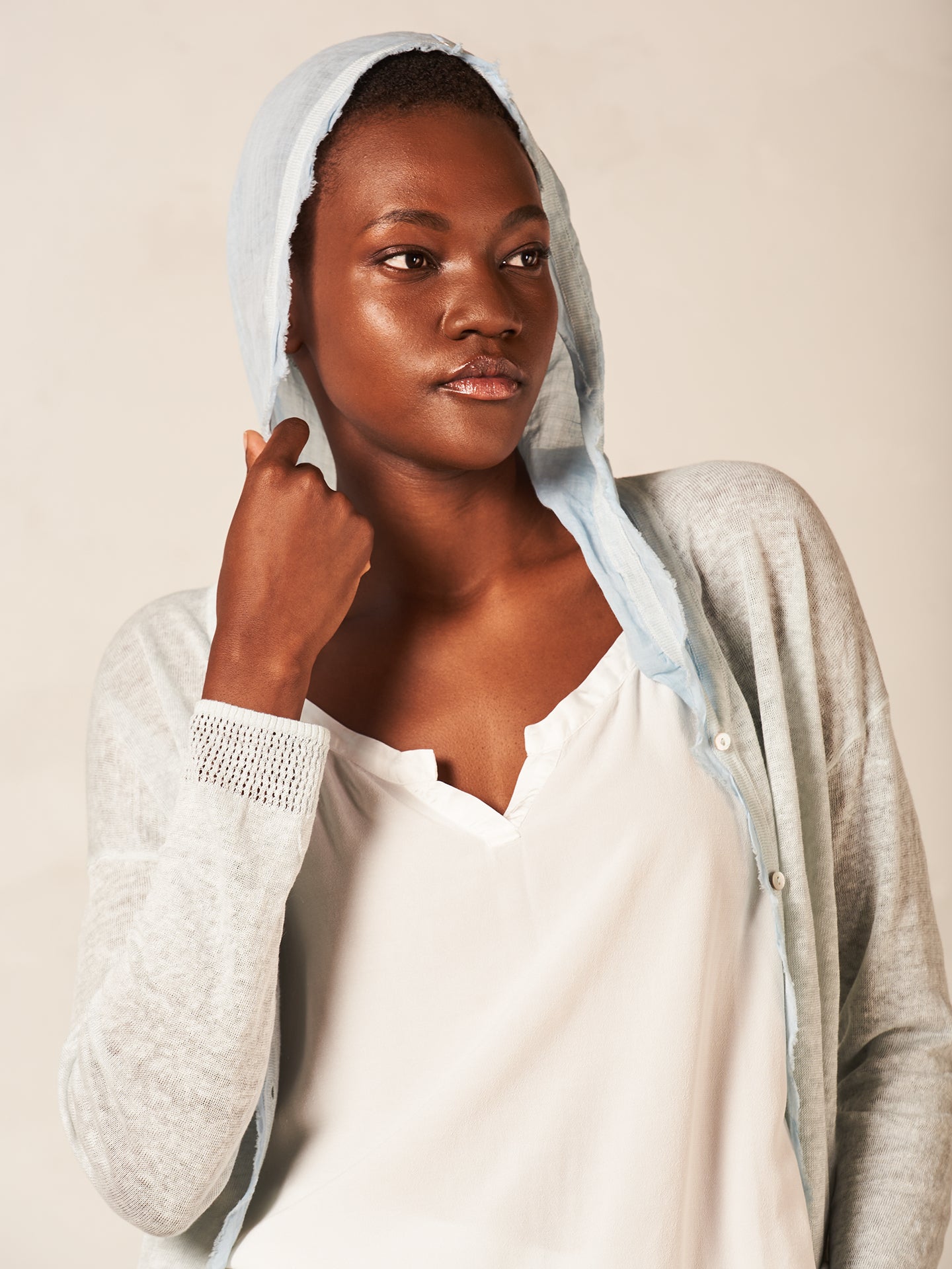 Strickjacke mit Leinen