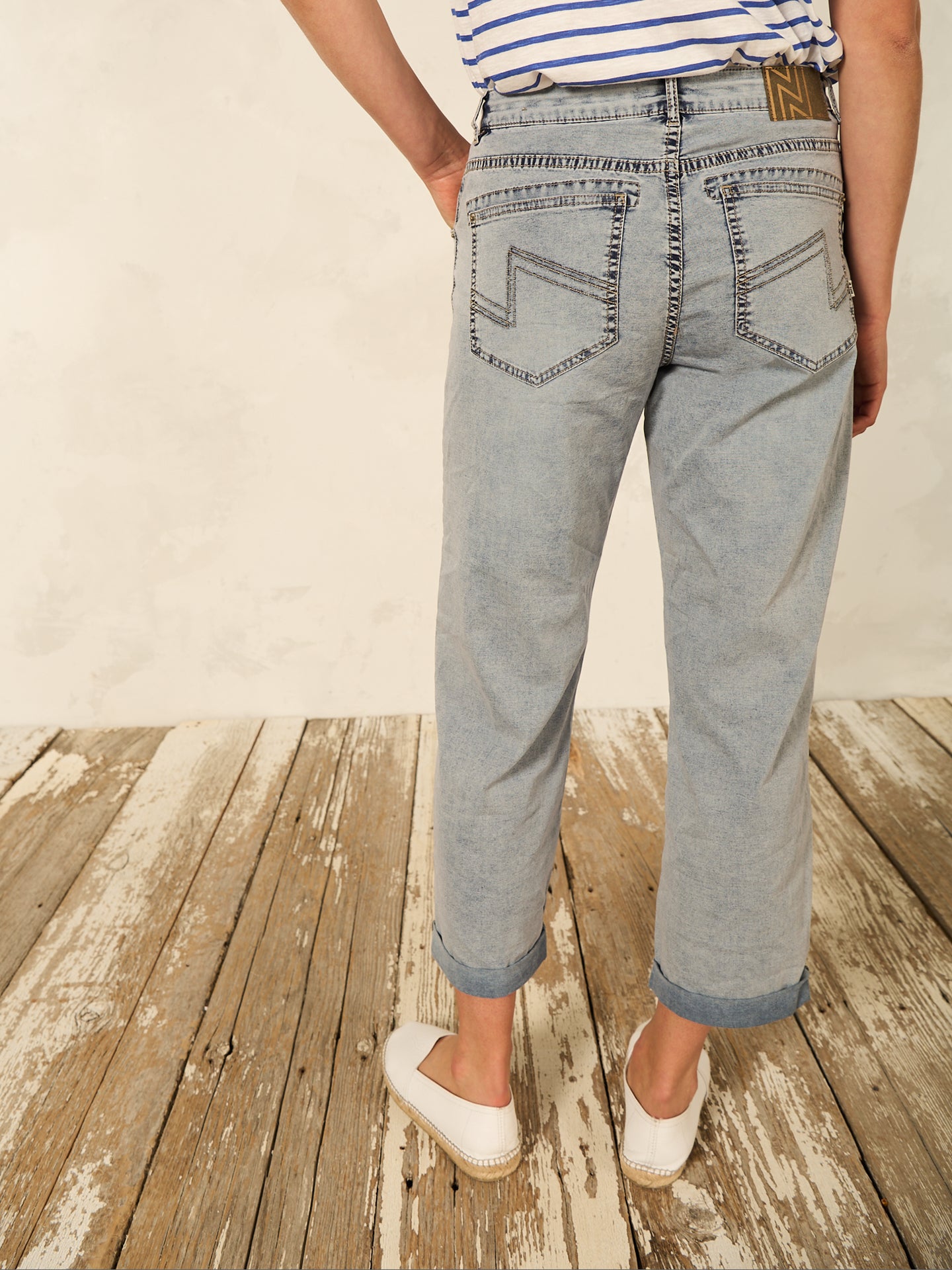 Pantaloni dritti