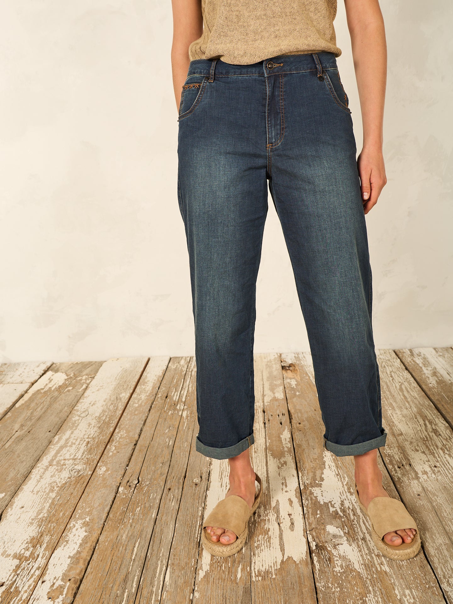 Pantaloni dritti