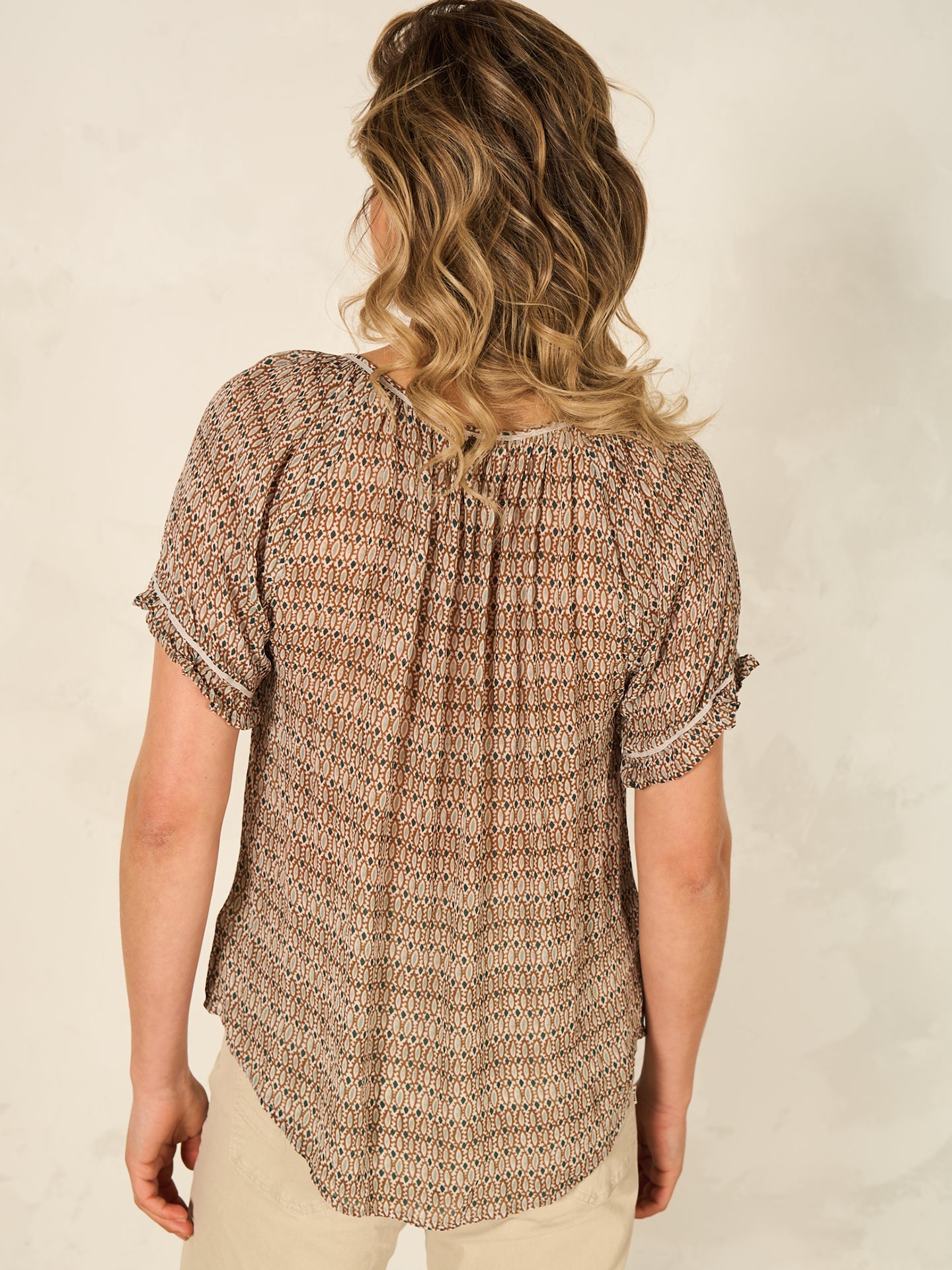Bluse mit Rüschendetail