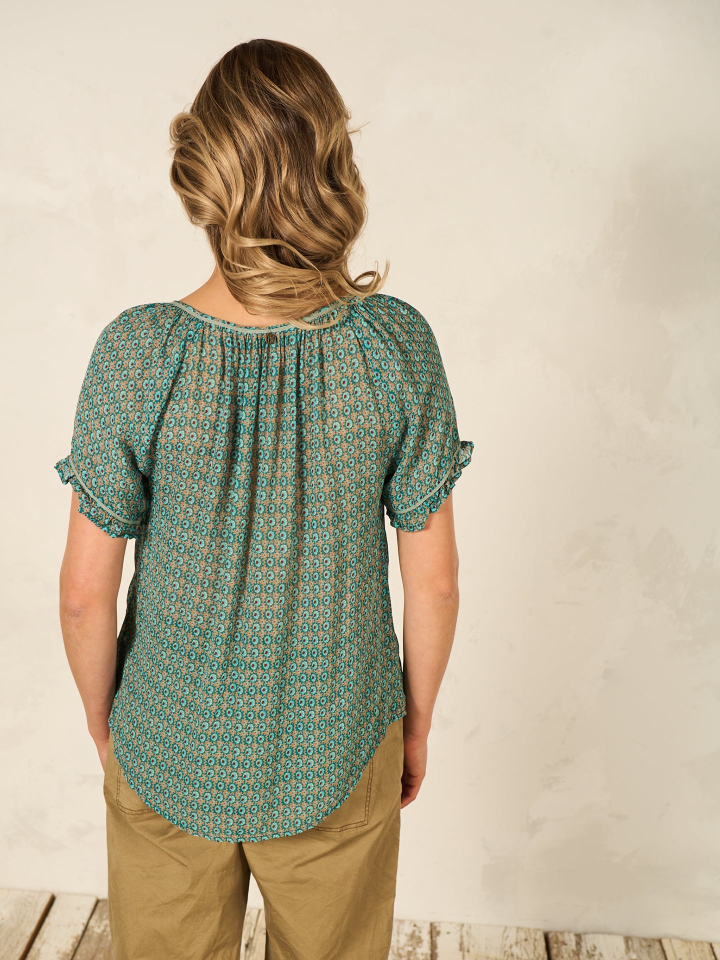 Bluse mit Rüschendetail